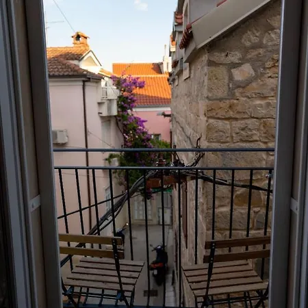 Apartment Old Town - Square Makarska